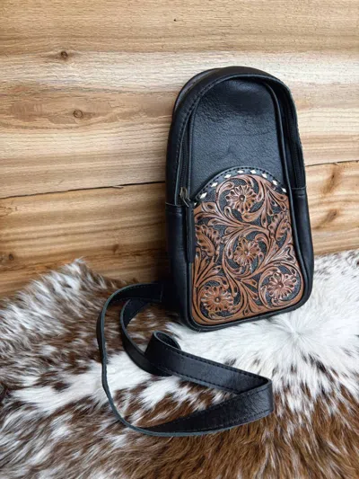 American Darling Women's Tooled Crossbody Bag In Black