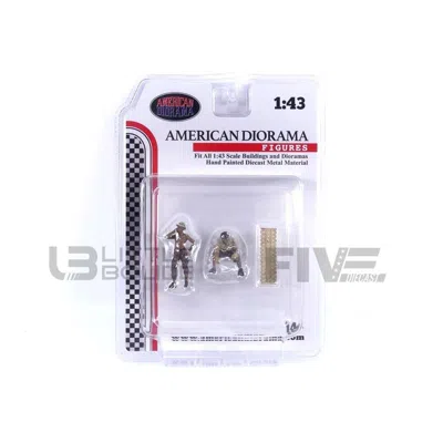 American Diorama 1 To 43 Scale 4 X 4 Mechanics Diecast Figure Set 1 For Model Car, 2 Piece