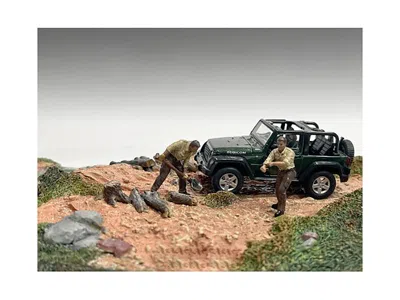AMERICAN DIORAMA 4X4 MECHANICS 2 PIECE DIECAST FIGURE SET 2 FOR 1/43 SCALE MODELS BY AMERICAN DIORAMA