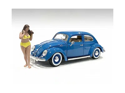 American Diorama Beach Girl Amy Figurine For 1/24 Scale Models By  In Blue