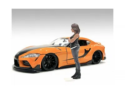 American Diorama Car Meet 3 Figure 2 For 1/18 Scale Models By  In Orange