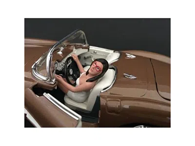 American Diorama Female Driving Figurine For 1/18 Scale Models By  In Animal Print