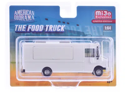 American Diorama Food Truck Plain White With Graphics 1/64 Diecast Model By  In Multi