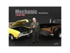 American Diorama Sam With Tool Box Figurine For 1-18 Scale Model
