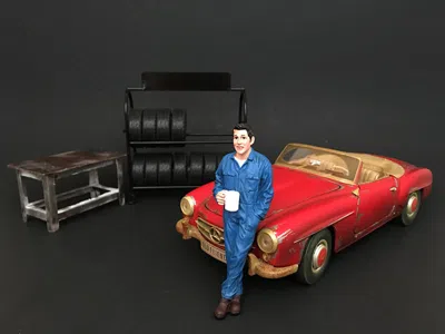 American Diorama Mechanic Larry Taking Break Figurine For 1/24 Scale Models By  In Blue