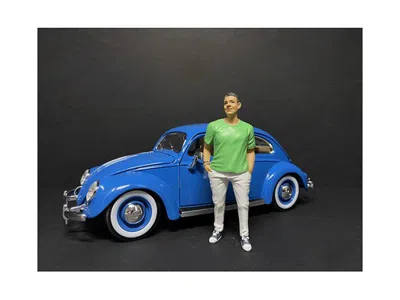 AMERICAN DIORAMA PARTYGOERS FIGURINE IX FOR 1/18 SCALE MODELS BY AMERICAN DIORAMA