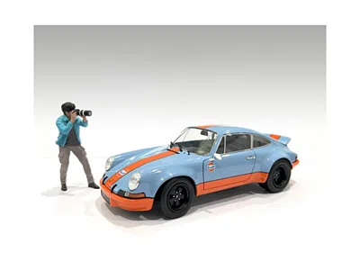 American Diorama Photographers Figure #1 For 1/24 Scale Models By
