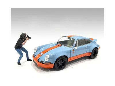 American Diorama Photographers Figure #4 For 1/18 Scale Models By