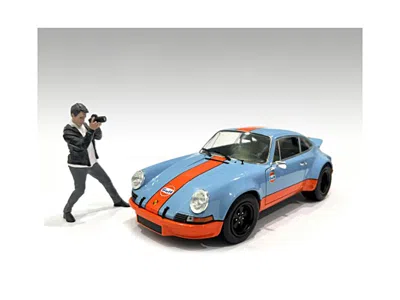 American Diorama Photographers Figure #6 For 1/24 Scale Models By