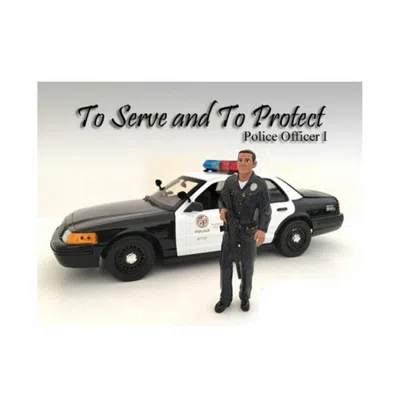 American Diorama Police Officer I Figure For 1-18 Scale Models