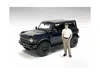 American Diorama The Dealership Male Salesperson Figurine For 1/24 Scale Models By