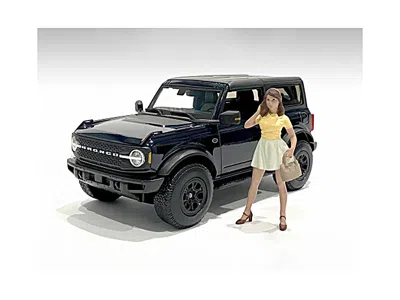 American Diorama The Dealership Customer Ii Figurine For 1/24 Scale Models By  In Black
