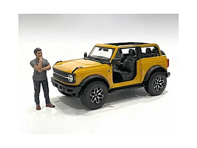 American Diorama The Dealership Customer Iii Figurine For 1/24 Scale Models By  In Yellow