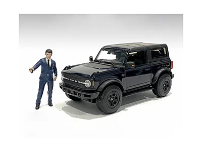 American Diorama The Dealership Male Salesperson Figurine For 1/18 Scale Models By  In Black