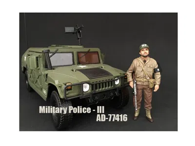 American Diorama Wwii Military Police Figure Iii For 1:18 Scale Models By  In Animal Print