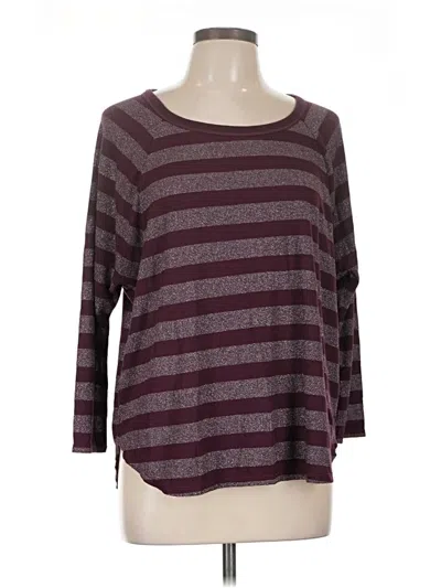 Pre-owned American Eagle Outfitters 3/4 Sleeve T-shirt In Burgundy