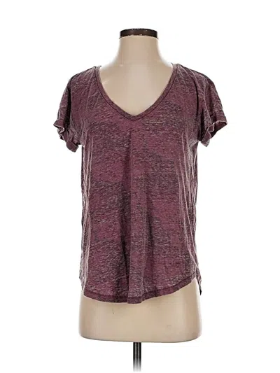 Pre-owned American Eagle Outfitters Active T-shirt In Burgundy