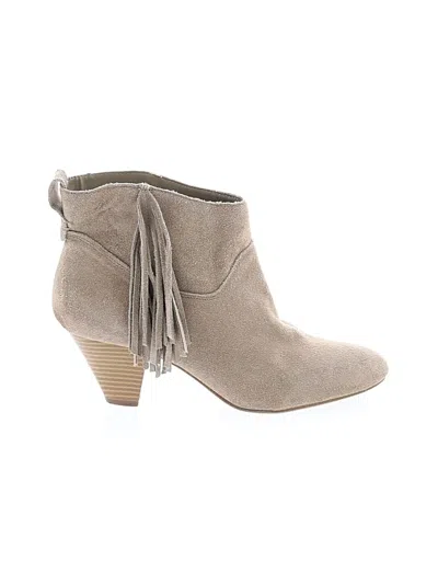 Pre-owned American Eagle Outfitters Ankle Boots In Tan