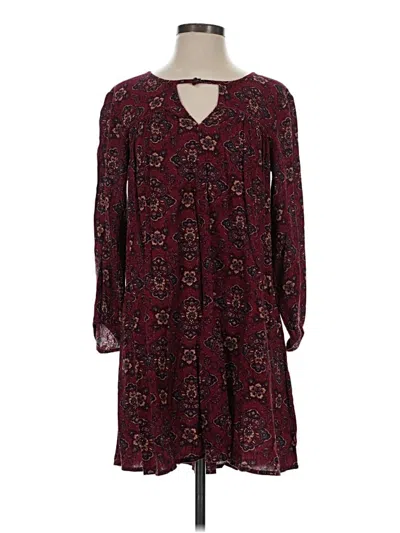 Pre-owned American Eagle Outfitters Casual Dress In Burgundy