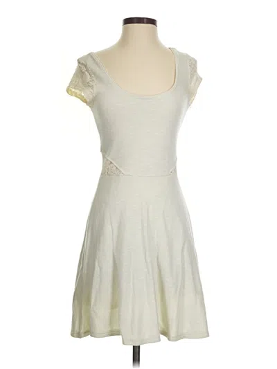 Pre-owned American Eagle Outfitters Casual Dress In Ivory