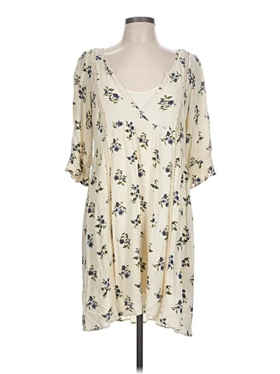 Pre-owned American Eagle Outfitters Casual Dress In Ivory