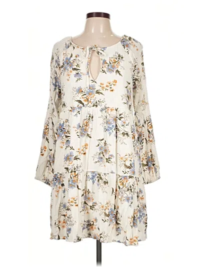 Pre-owned American Eagle Outfitters Casual Dress In Ivory