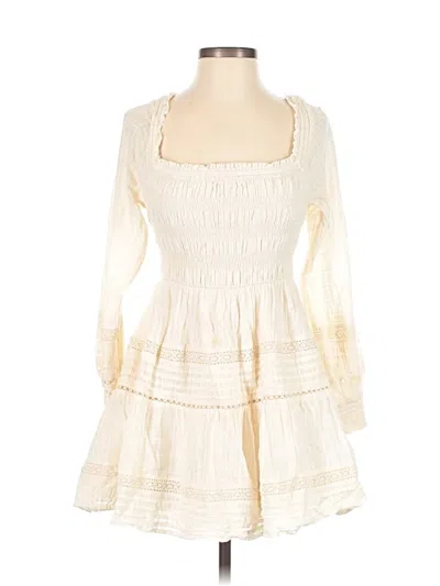 Pre-owned American Eagle Outfitters Casual Dress In White