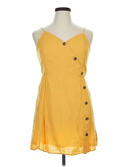 Pre-owned American Eagle Outfitters Casual Dress In Yellow
