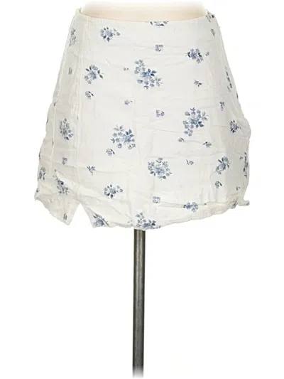 Pre-owned American Eagle Outfitters Casual Skirt In White
