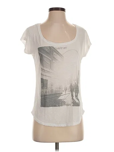 Pre-owned American Eagle Outfitters Short Sleeve T-shirt In Ivory