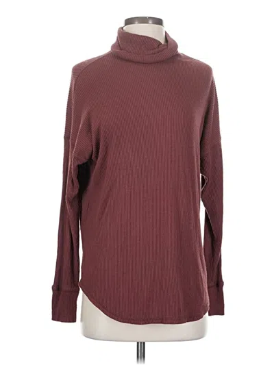 Pre-owned American Eagle Outfitters Turtleneck Sweater In Burgundy