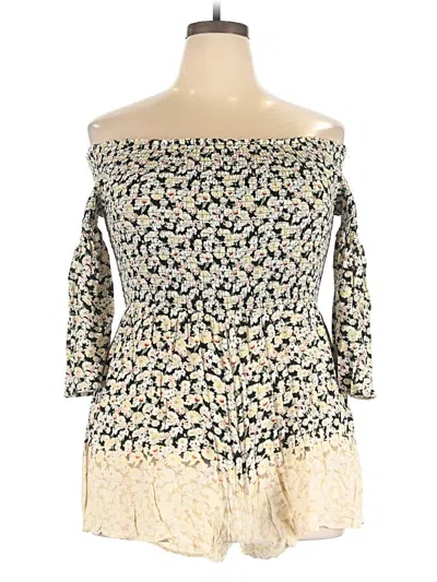 Pre-owned American Rag Cie Romper In Ivory