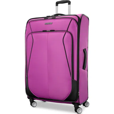 American Tourister 4 Kix 3.0 Softside 28" Checked Spinner