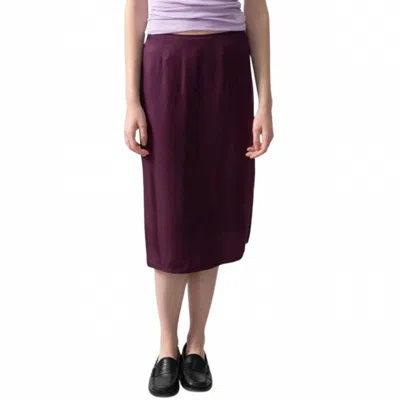 American Vintage Satin Skirt In Raisin/grape In Burgundy