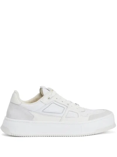 Ami Alexandre Mattiussi Lace-up Low-top Sneakers In Bianco