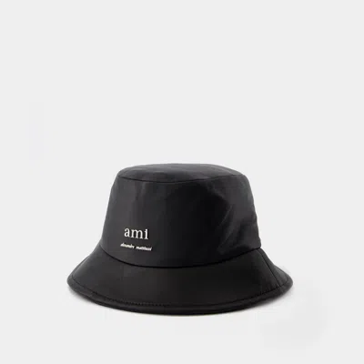 Ami Alexandre Mattiussi Logo-plaque Leather Bucket Hat In Black