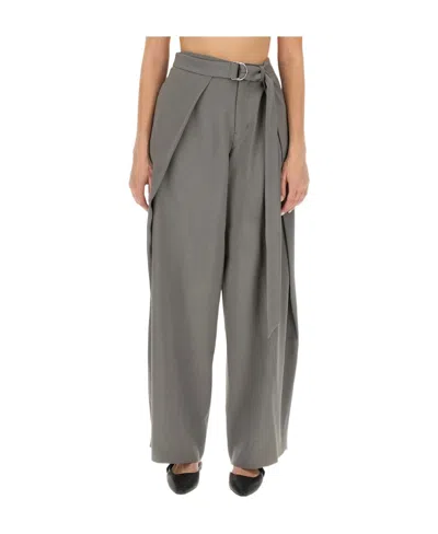 AMI ALEXANDRE MATTIUSSI AMI PARIS BELTED WIDE LEG PANTS