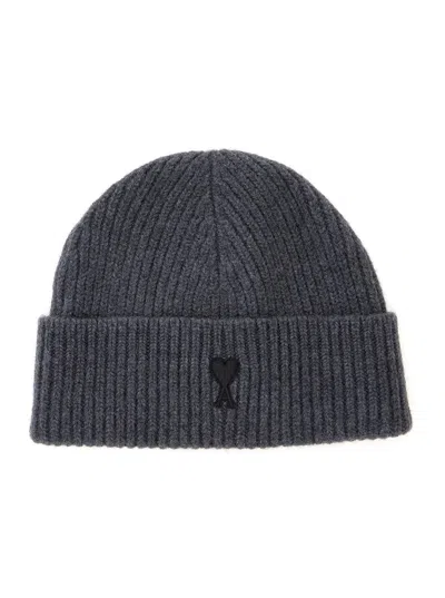 Ami Alexandre Mattiussi Ami Paris De Coeur Beanie In Gray