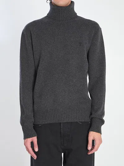 Ami Alexandre Mattiussi Ami Paris De Coeur Turtleneck Sweater In Gray
