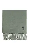Ami Alexandre Mattiussi Ami Paris Logo Patch Fringed-edge Scarf In Gray