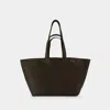 Ami Alexandre Mattiussi Ami Paris Midi Tote Bag In Black