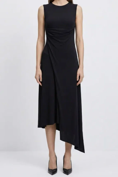 Ami Alexandre Mattiussi Ami Robe Longue Lavalliere Sans Manches In Black