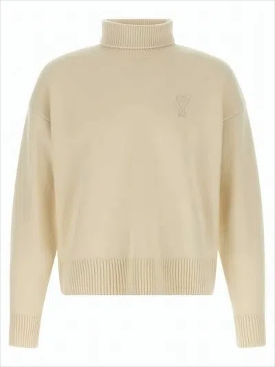 Ami Alexandre Mattiussi Cropped Turtleneck Sweater In Luxe Wool-cashmere Blend In Neutral