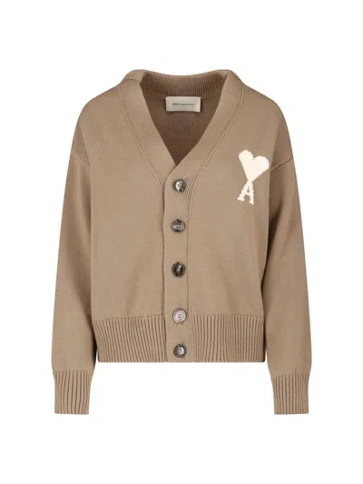 Ami Alexandre Mattiussi De Coeur" In Neutral