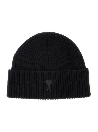 AMI ALEXANDRE MATTIUSSI BLACK RIBBED KNIT BEANIE WITH LOGO EMBROIDERY ON THE FRONT