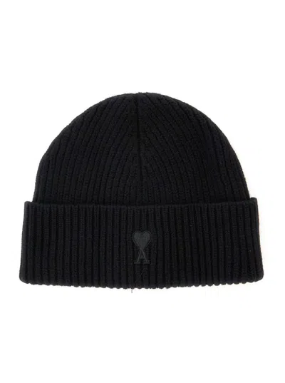 AMI ALEXANDRE MATTIUSSI BLACK RIBBED KNIT BEANIE WITH LOGO EMBROIDERY ON THE FRONT IN WOOL MAN