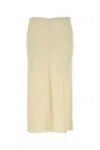 Ami Alexandre Mattiussi Stretch Viscose Skirt Featuring Back Slit In White