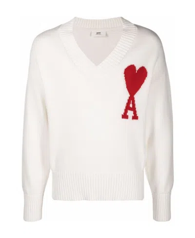 Ami Alexandre Mattiussi Oversize Ami De Coeur V-neck Jumper In White