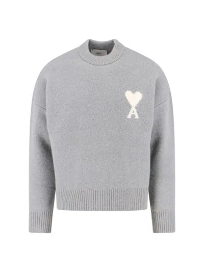 AMI ALEXANDRE MATTIUSSI ROUND NECK SWEATER WITH LOGO DETAIL AND RIBBED FINISHES