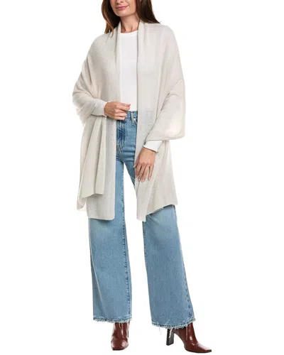 Amicale Cashmere Feather Weight Cashmere Travel Wrap In Silver